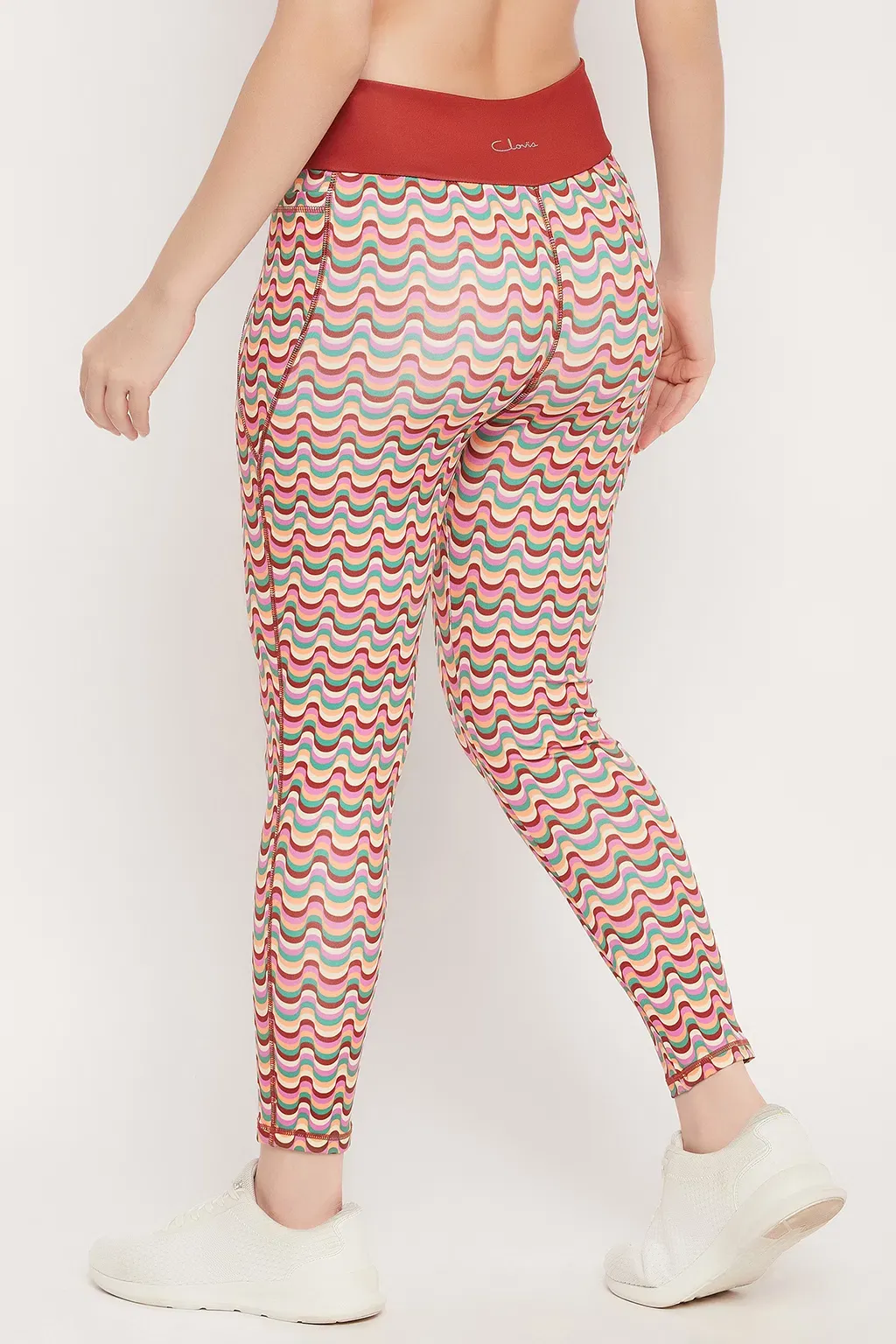 High-Rise Y2K Print Active Tights in Multicolour with Side Pockets