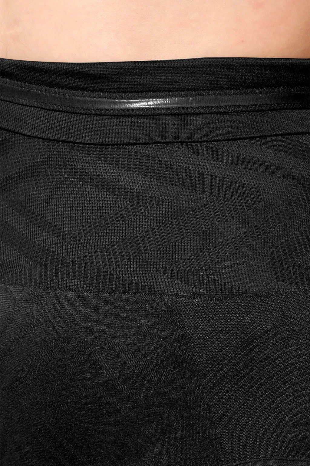 High Waist Tummy Tucker in Black image 2