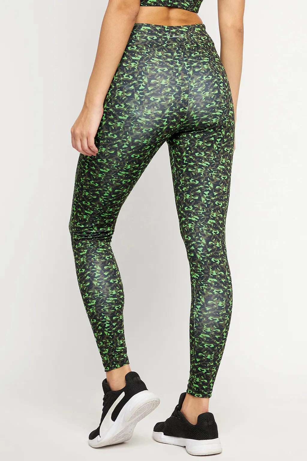 Snug Fit Active High-Rise Full-Length Printed Tights in Green
