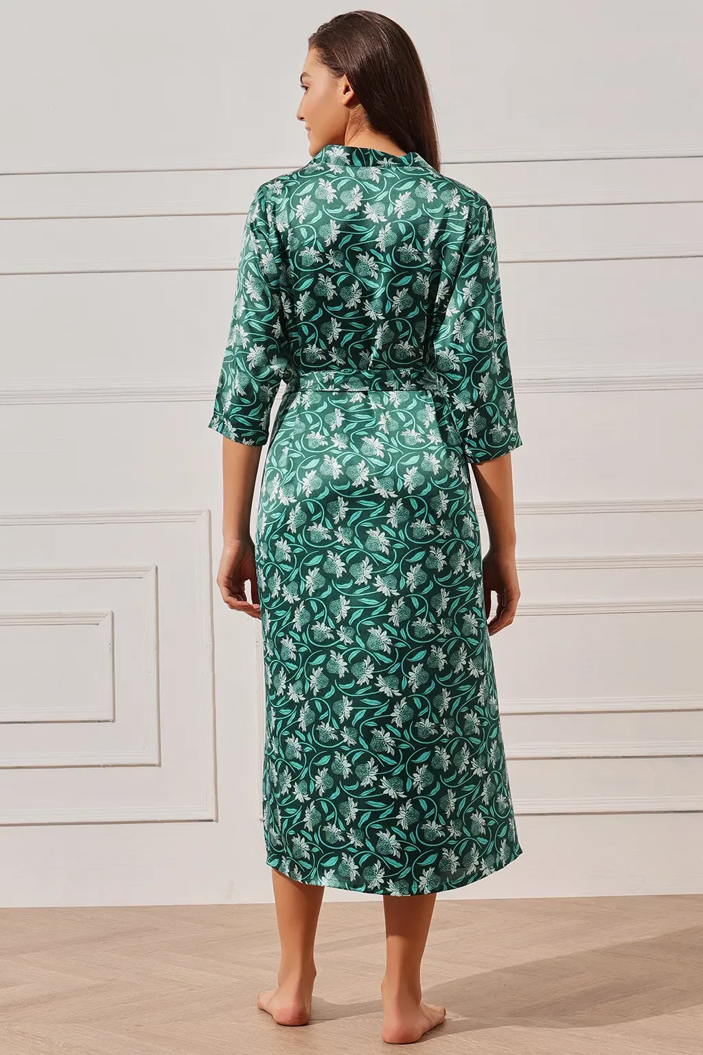 Solid Long Nighty & Floral Print Robe Set in Emerald Green - Satin image 4