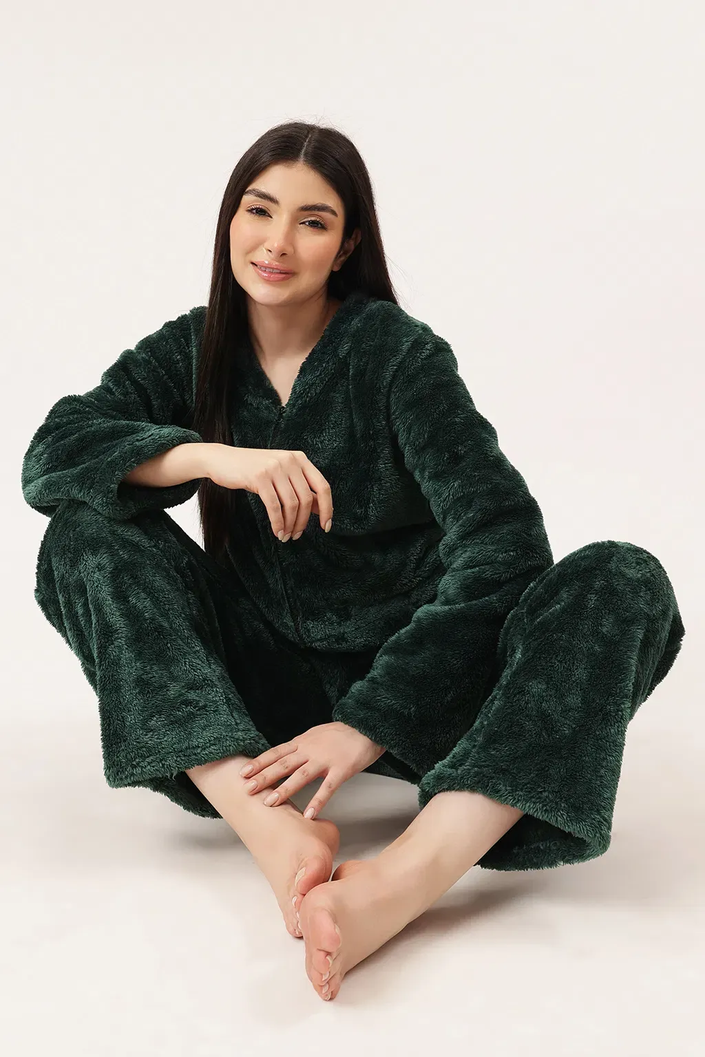 Warm & Fluffy Jacket & Pyjama Set in Bottle Green - Fleece image 5